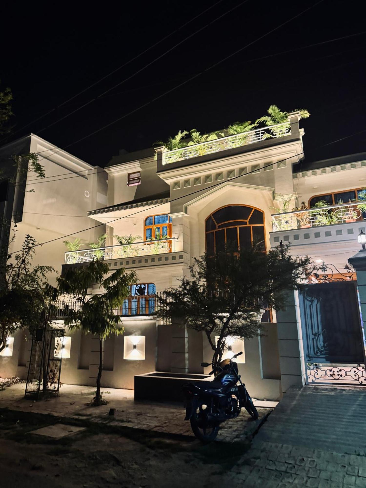 Riya Varanasi